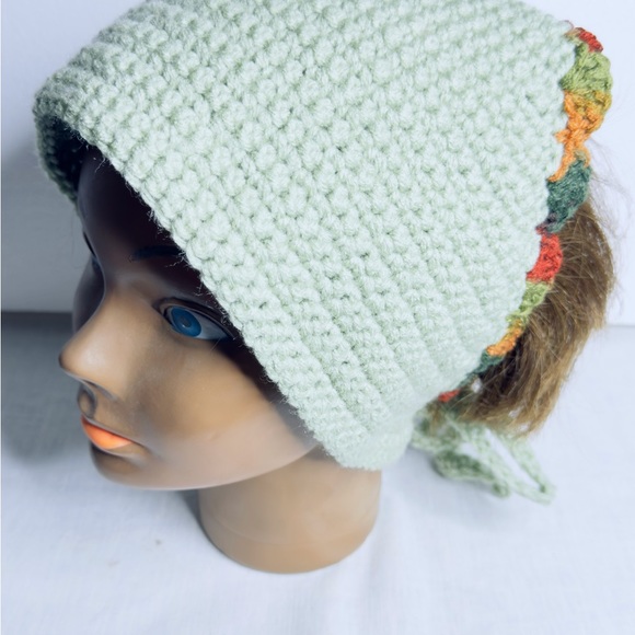 Cocoa’s Bonnets - Picture 2 of 4